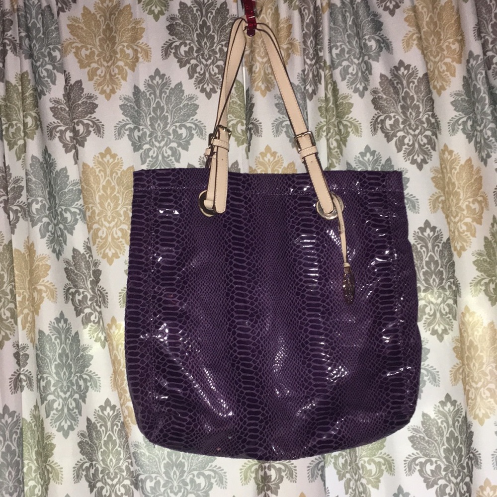 Purple purse